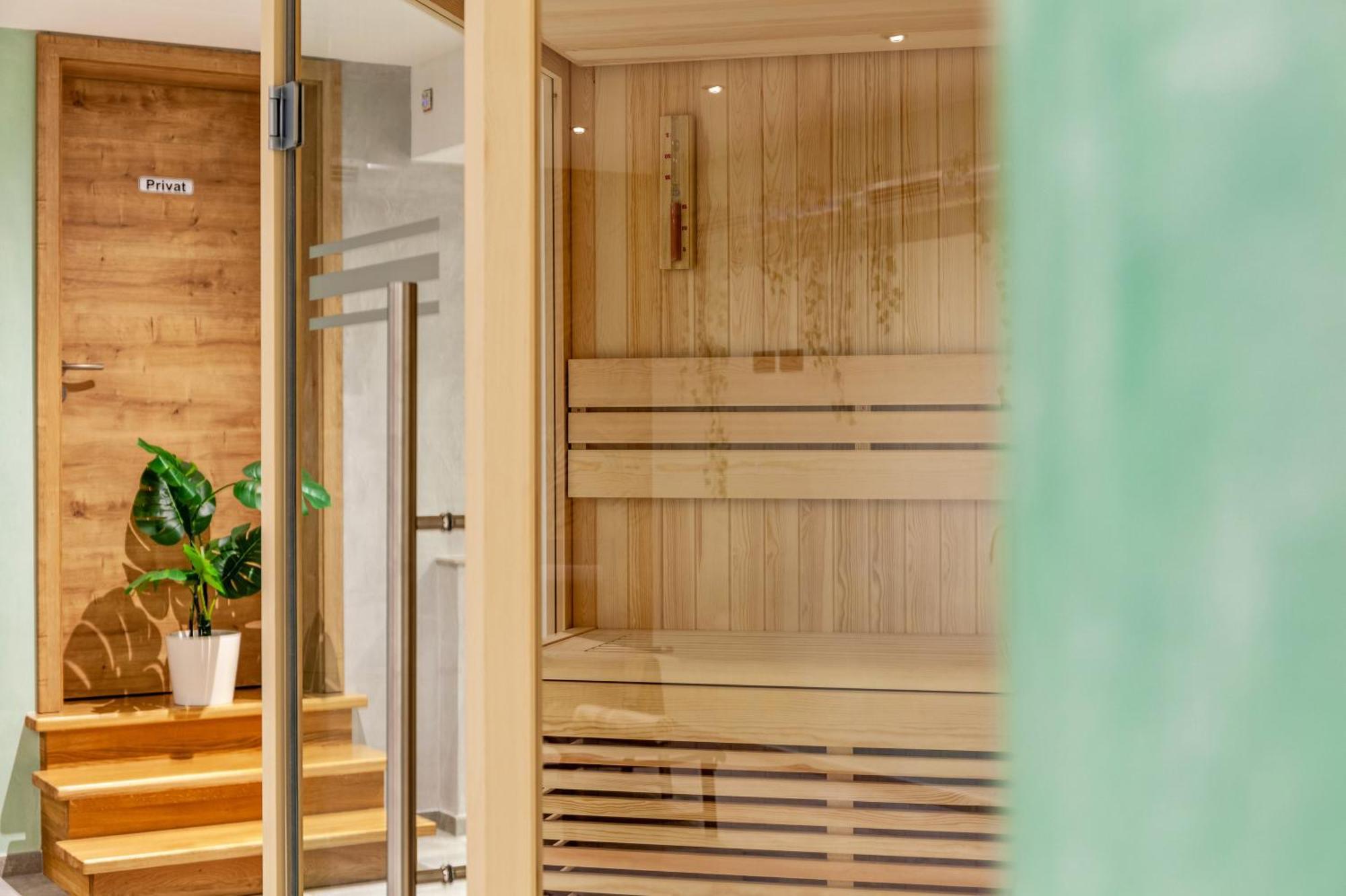 Chalet Aus Holz Γκάρμις-Παρτενκίρχεν Εξωτερικό φωτογραφία