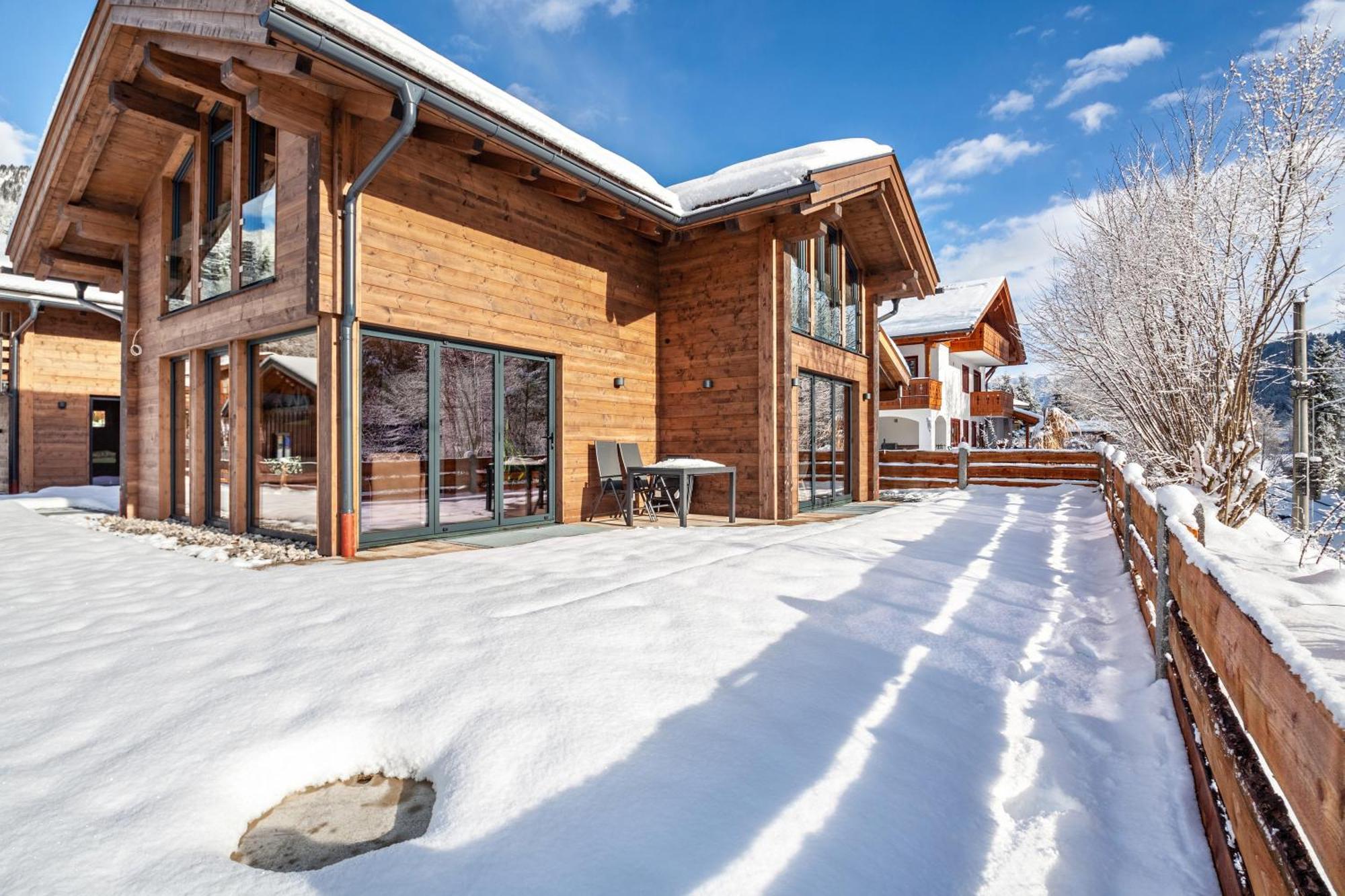 Chalet Aus Holz Γκάρμις-Παρτενκίρχεν Εξωτερικό φωτογραφία